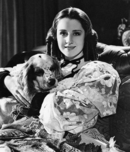 Norma Shearer en la película The Barretts of Wimpole Street (1934), fotografiada por George Hurrell.